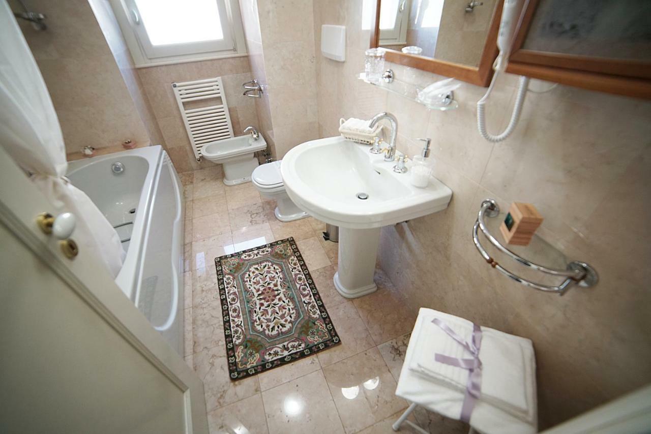 Dimora Del Sedile Hotel Matera Luaran gambar